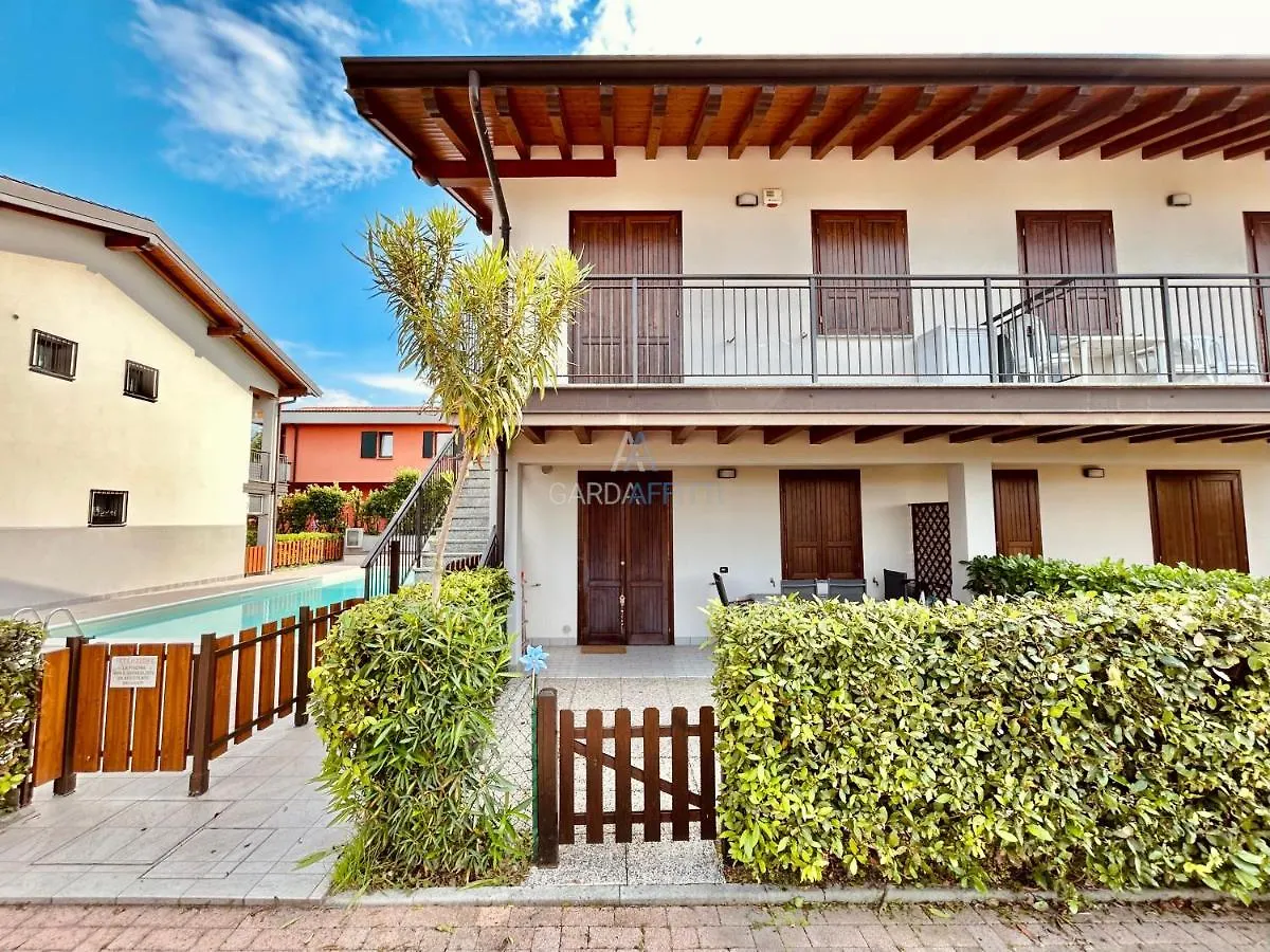 Rea Apartment - 500 M Dal Lago Di Garda - Sirmione 0*,  Italy